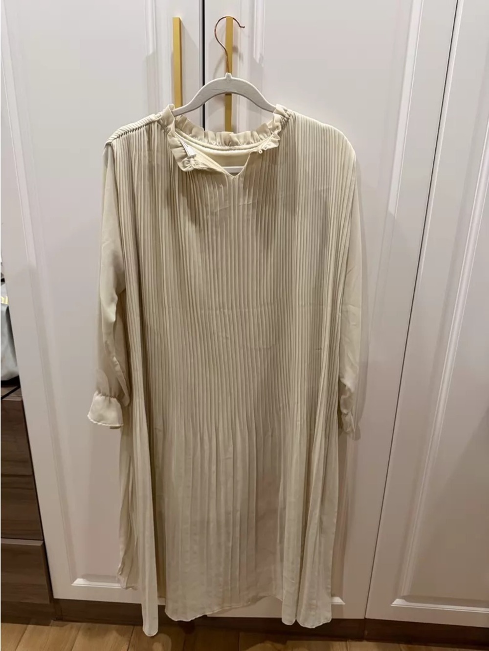 Pleated Long Sleeve Cream Tunic Dress